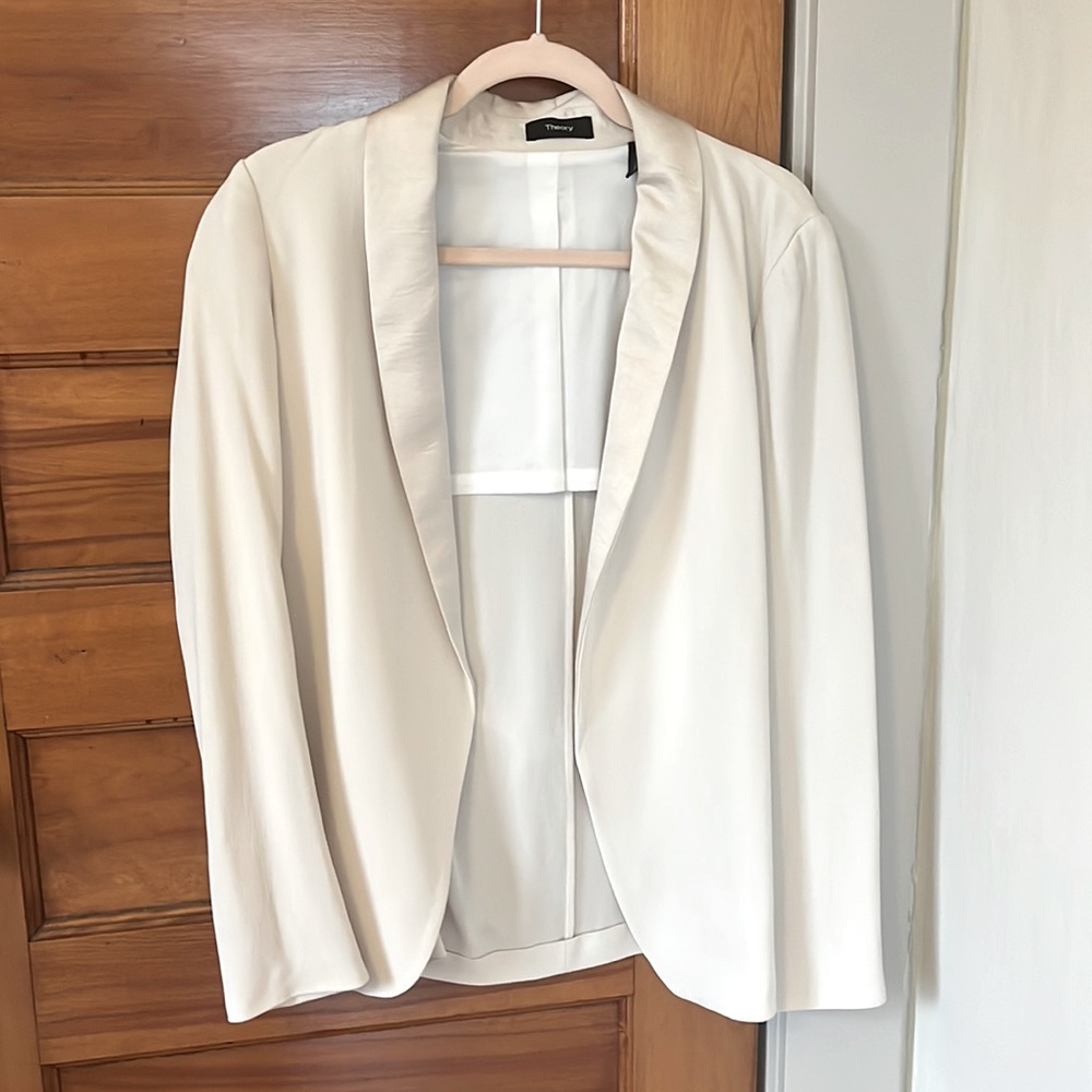 Theory Cream Crepe/Silk Blazer- Sz. 4